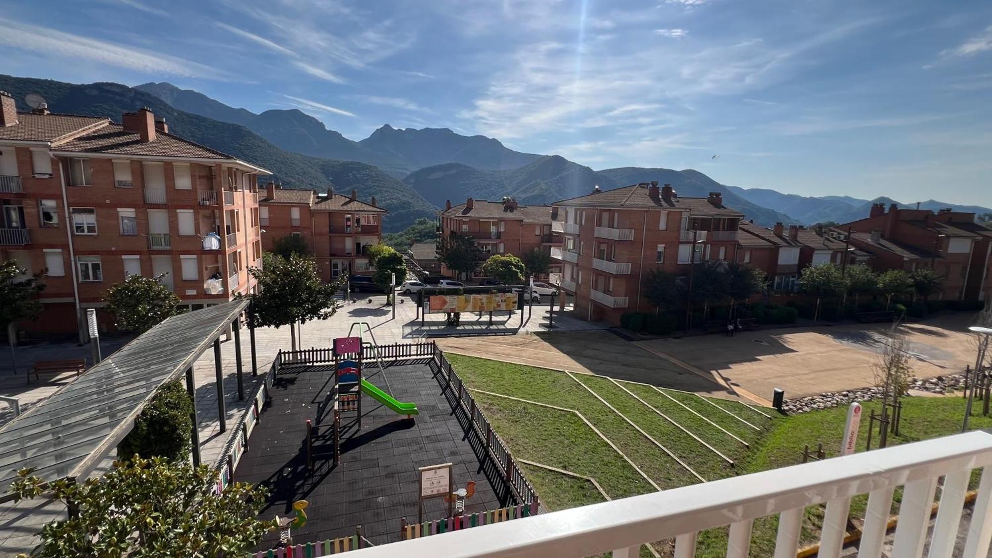 Sant Jordi de Cercs Apartament Reformat Al Bergueda 6P מראה חיצוני תמונה