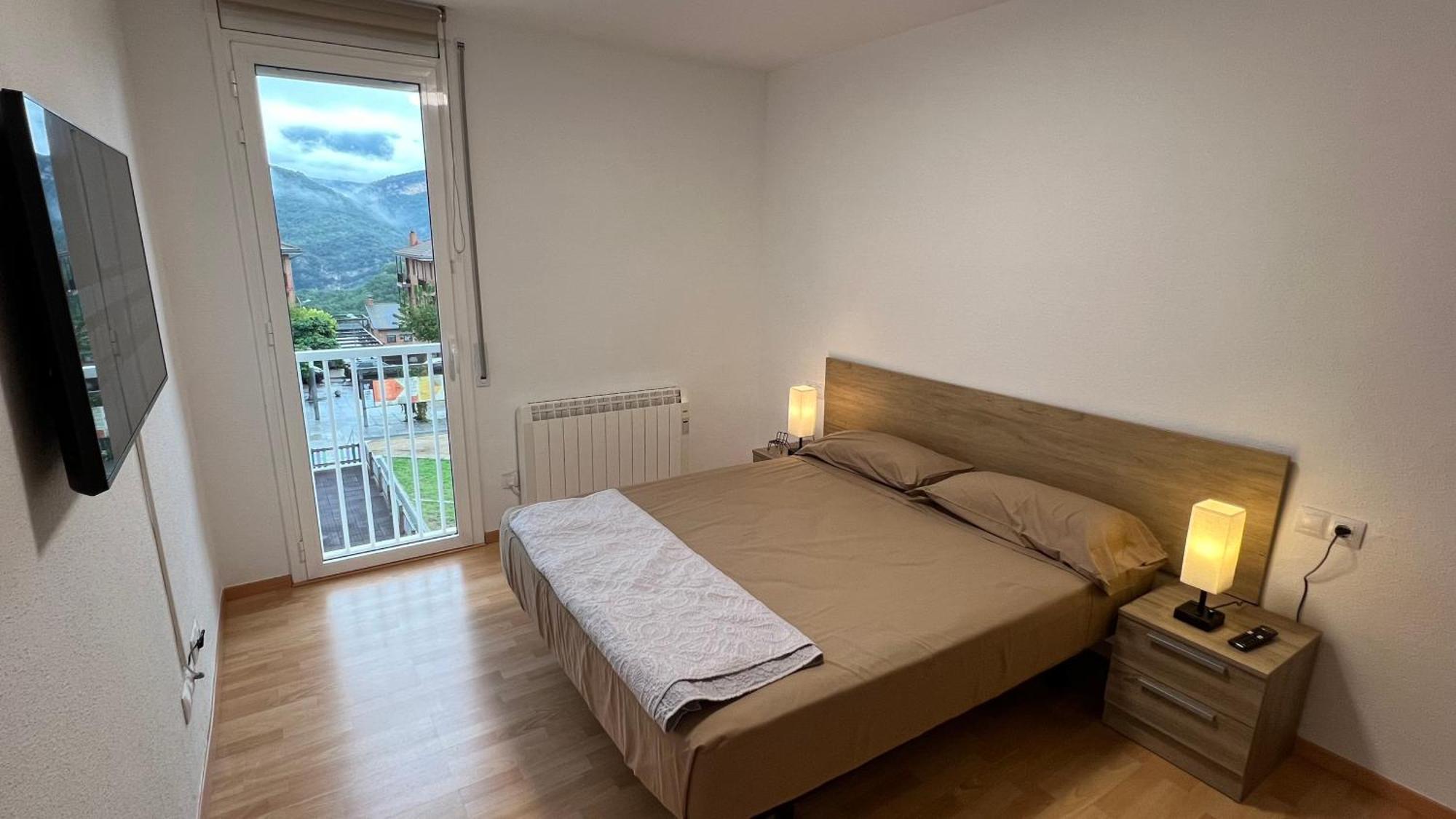 Sant Jordi de Cercs Apartament Reformat Al Bergueda 6P מראה חיצוני תמונה